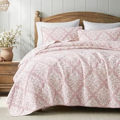 [Exclusivo Mezcla] Exclusivo Mezcla Cotton Quilts King Size Pink, Soft Lightweight Bedspread Breathable Prewashed Bed Coverlet with 2 Pillow Shams, Boho Pattern Yarn Dyed Muslin Quilt Bedding Set for All Seasons